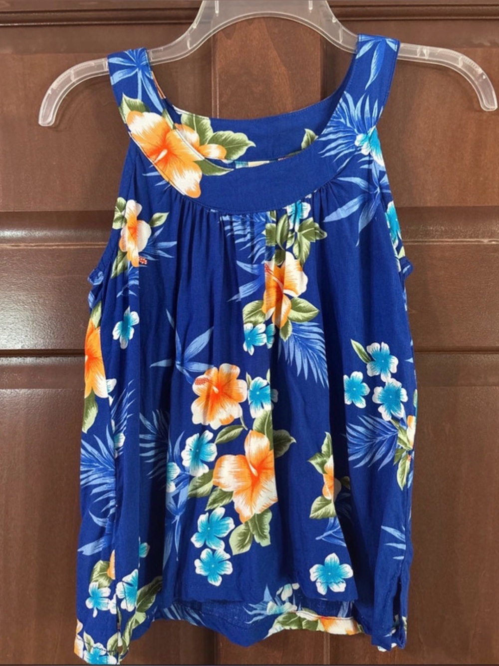 Sunny Island, Hawaii rayon tank top size small tropical